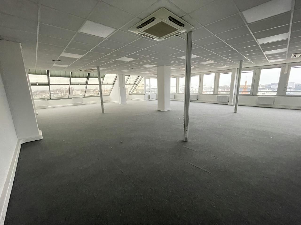 Bureau Villeneuve-d'Ascq 2369m² Location bureau Villeneuve-d'Ascq Nord OLBUR2202327 21